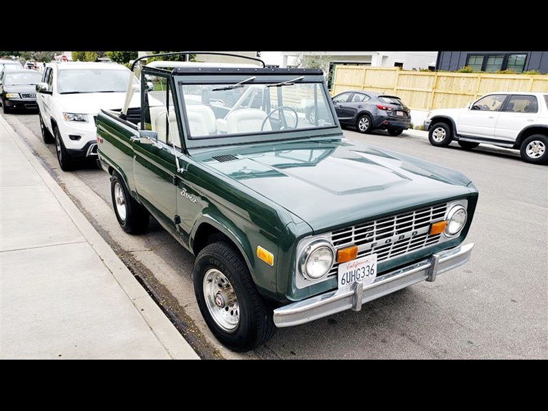 ford bronco 885279 001