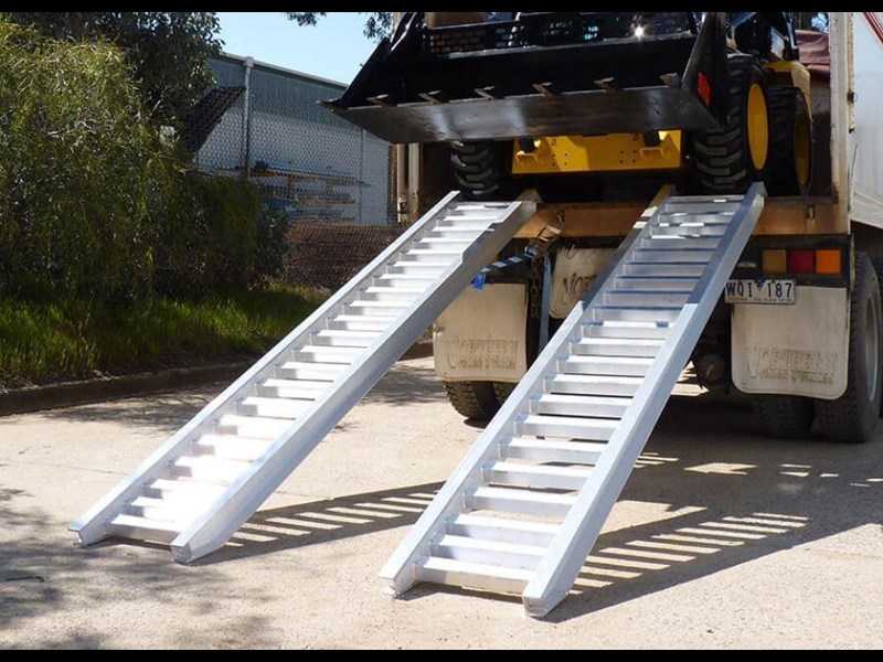 SUREWELD 3.6M, 6,000KG CAPACITY CLIMAXX RUBBER SERIES LOADING RAMP for sale