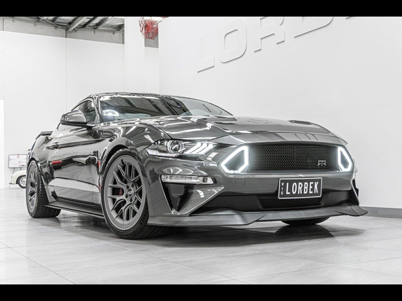 ford mustang 889319 005