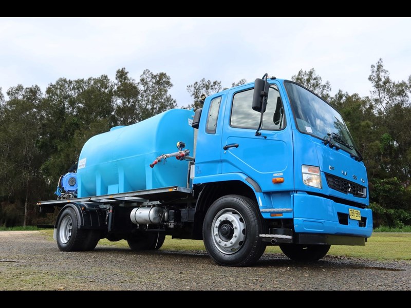 fuso fighter 1627 890238 045