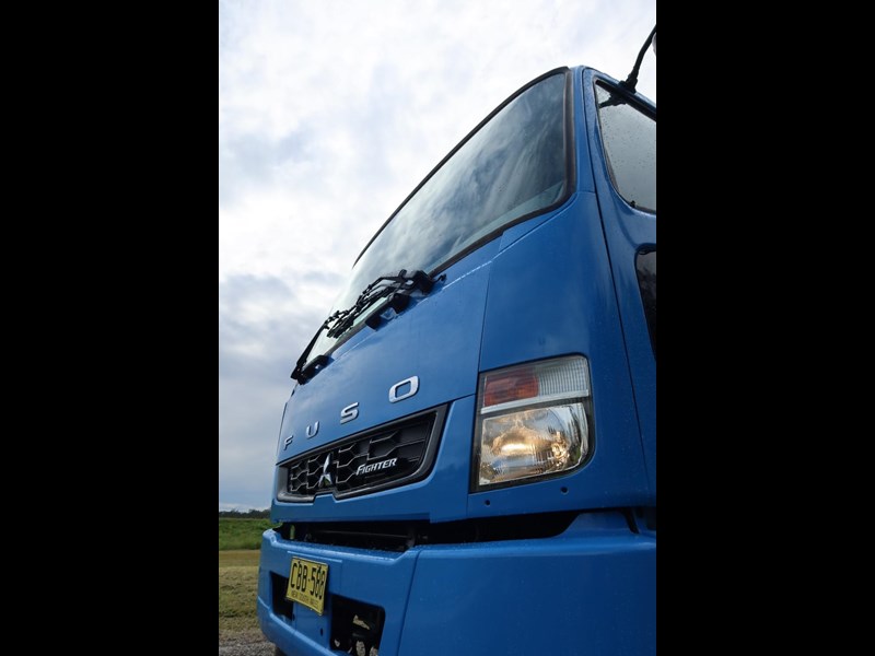 fuso fighter 1627 890238 049