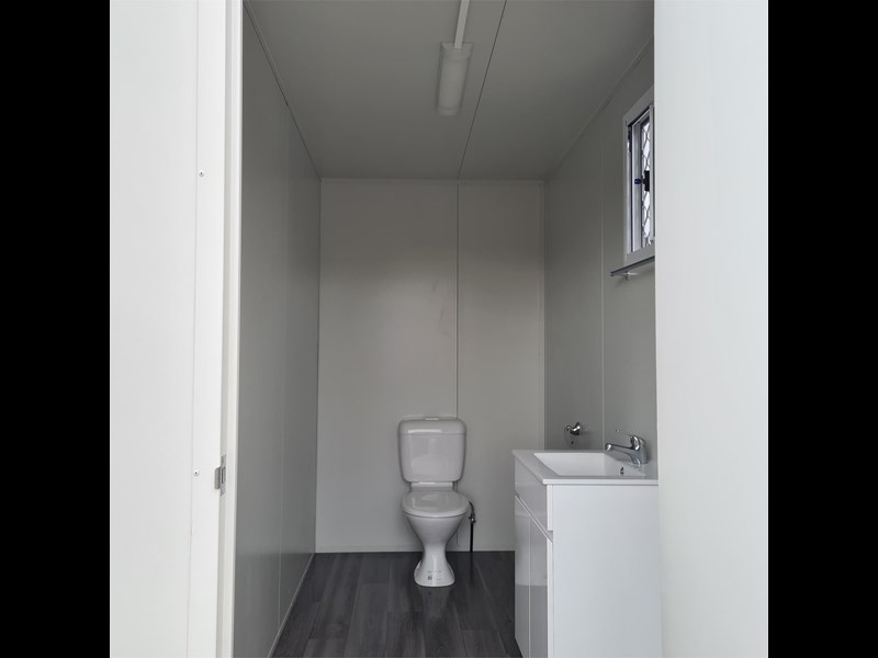 grays bendigo dual toilet block 431196 011