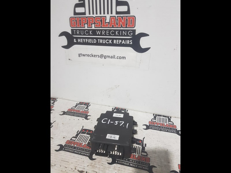 KENWORTH KENWORTH DRIVER DOOR CONTROL MODULE 50561AA 32364101 for sale