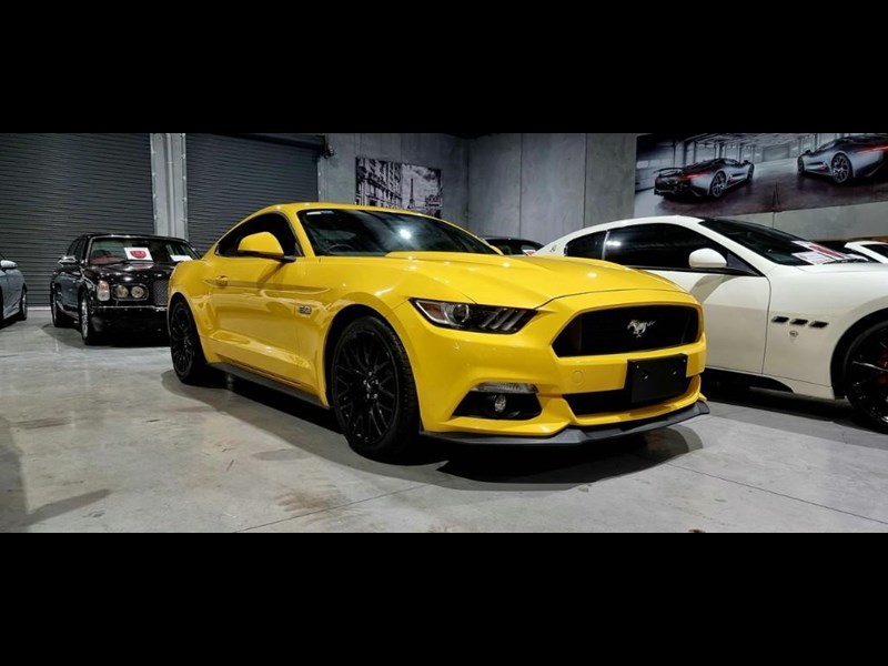 ford mustang 891328 001