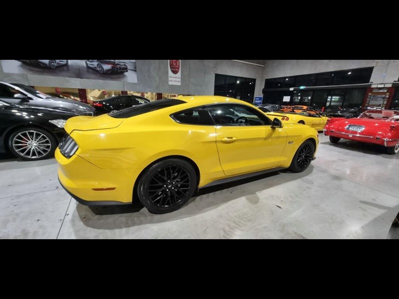 ford mustang 891328 019