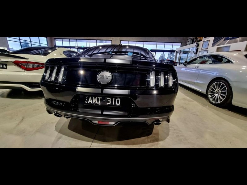 ford mustang 891859 023