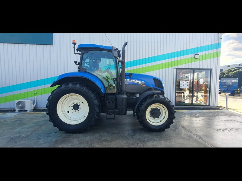 new holland t7.210 885385 015