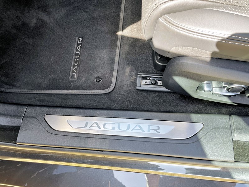 jaguar xf 894107 007