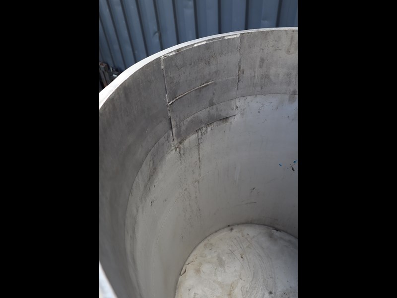 STAINLESS STEEL TANK 700L for sale