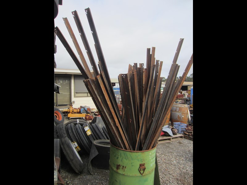 FENCE DROPPERS 6' STAR DROPPERS (20,000 IN STOCK) for sale