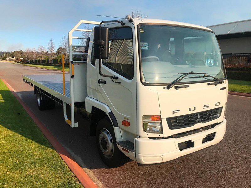 fuso fighter 1424 845165 015