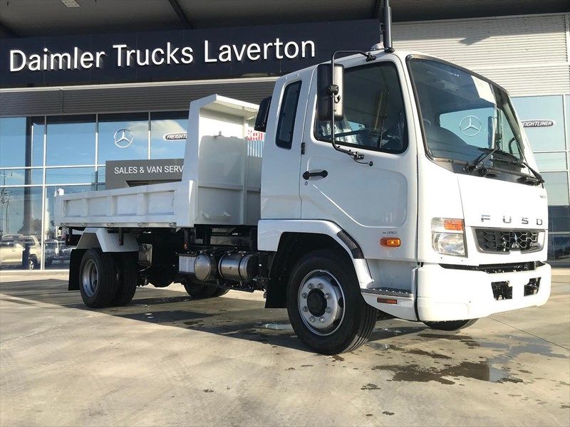 fuso fighter 892178 005