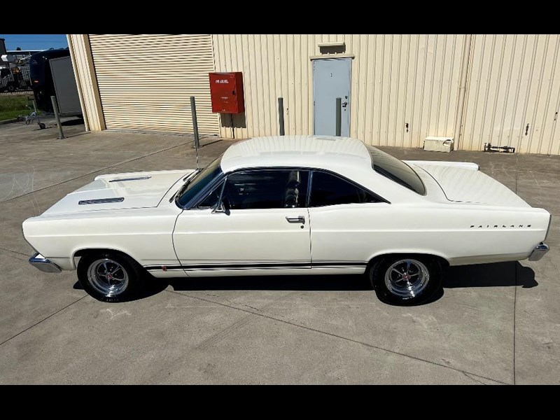 ford fairlane gt 903736 067