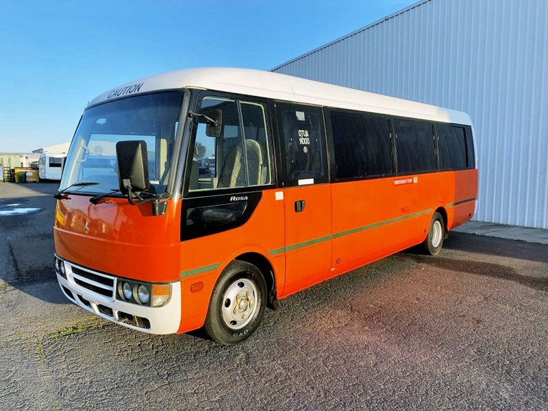 2008 MITSUBISHI ROSA DELUXE 25 SEATER BUS for sale