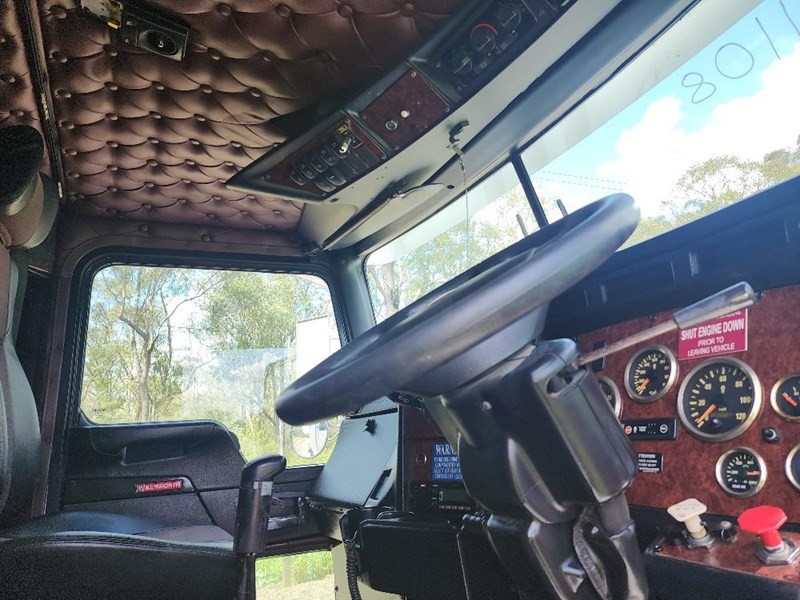 2012 KENWORTH T409 IT BUNK , ONE OWNER for sale