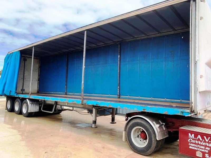FREIGHTER TAUTLINER for sale