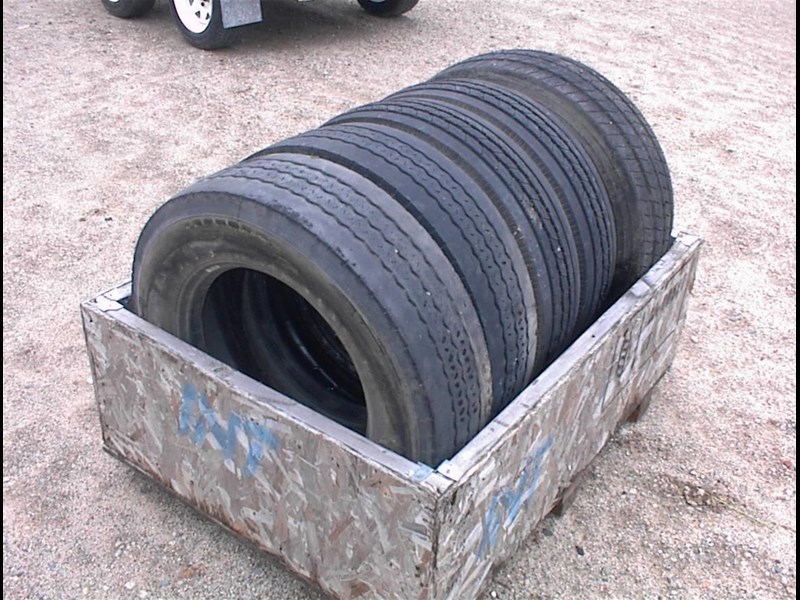tyres mixed 215/75r 17.5 919643 021