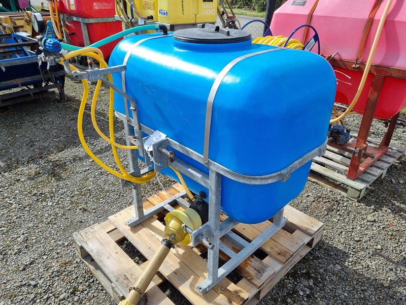 BERTOLINI 400L SPRAYER for sale