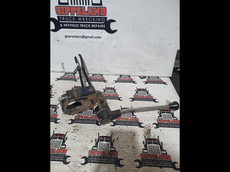 BENDIX BENDIX TRAILER CONTROL HAND BRAKE VALVE T240236 T240236 for sale