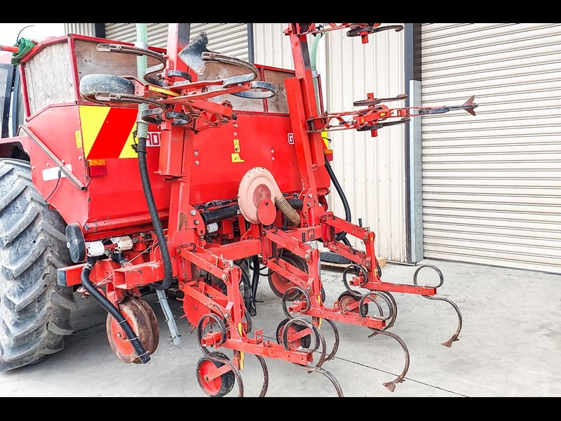 gaspardo 6 row interrow cultivator fertiliser applicator 953070 003