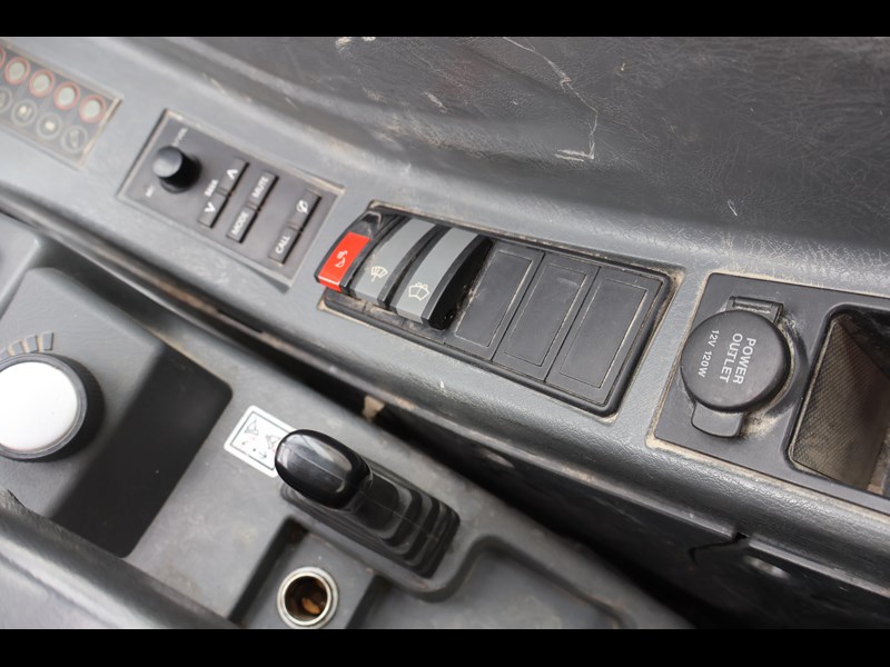 hyundai robex 60cr-9 956982 035