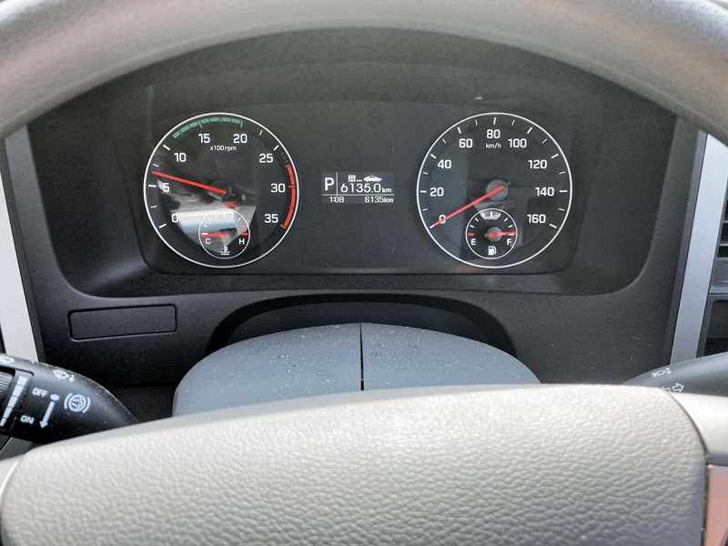 hyundai ex9 super cab xlwb 958776 015