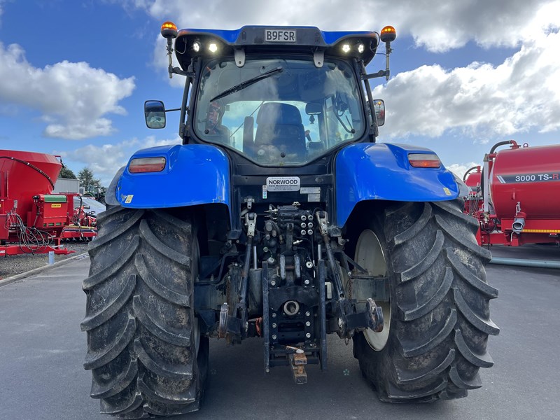 new holland t7.210 958962 009