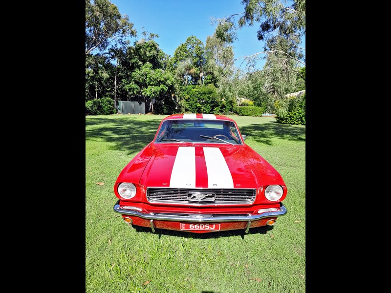 ford mustang 972927 003