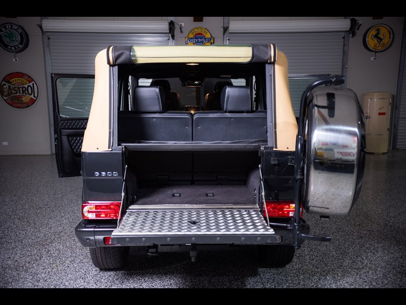 mercedes-benz g500 976512 031