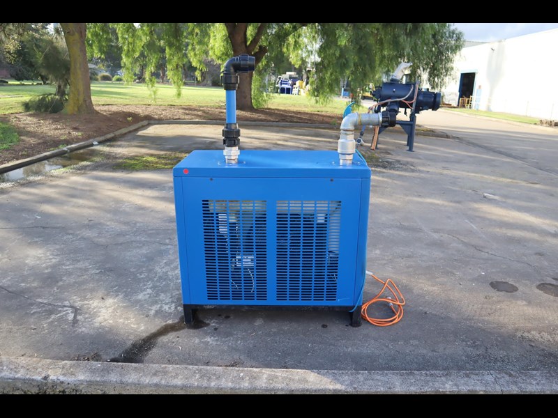 hds hd50 refrigerated air dryer 240cfm 981673 007