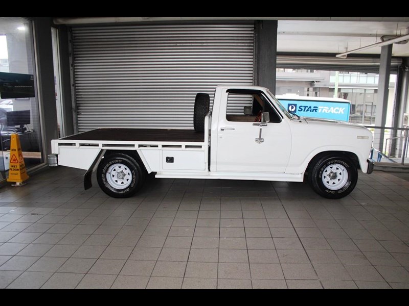 ford f100 982826 005