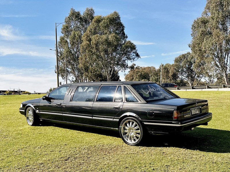 ford limousine 981436 009