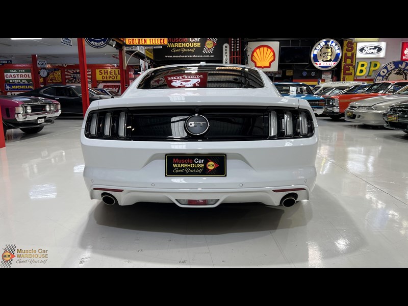 ford mustang 982848 007