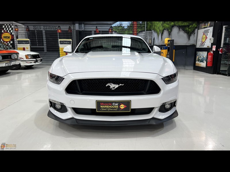 ford mustang 982848 015