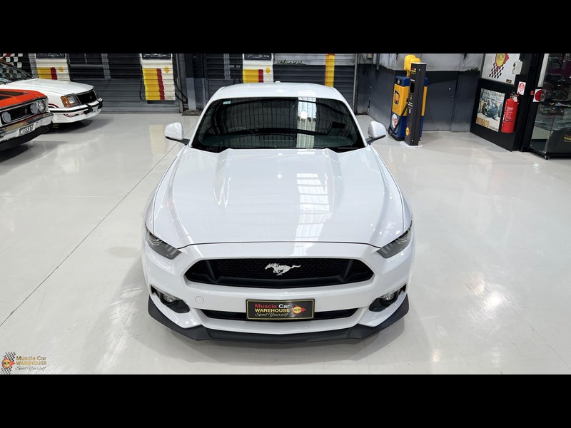 ford mustang 982848 057