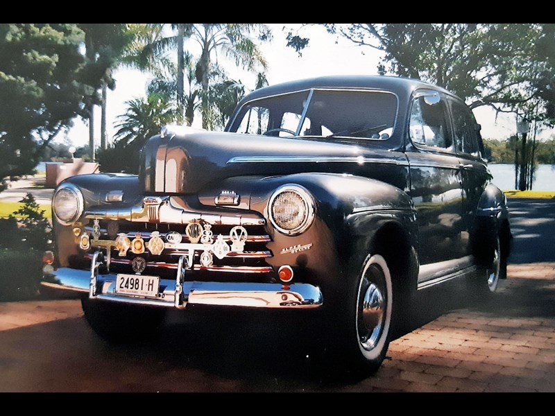 ford super deluxe 985196 001