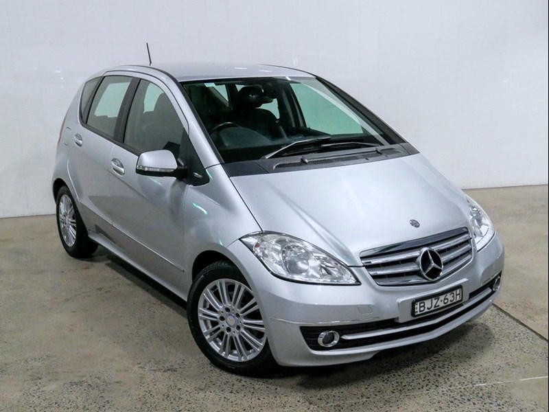 mercedes-benz a200 986256 001