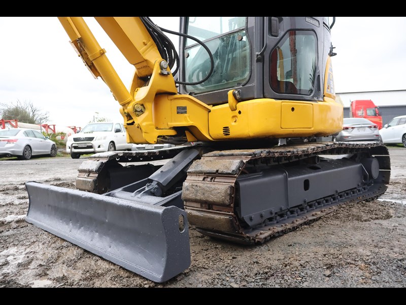 komatsu pc55mr-3 986652 011