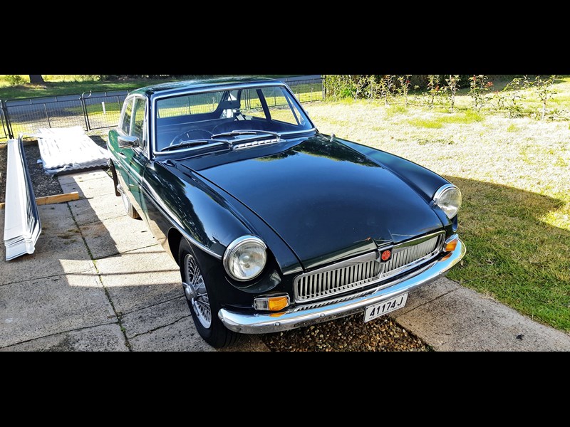 mgb gt 987709 003