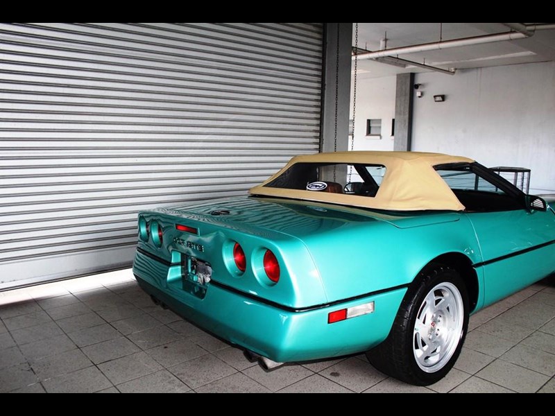 chevrolet corvette 989138 009