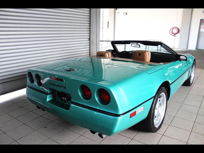 chevrolet corvette 989138 021