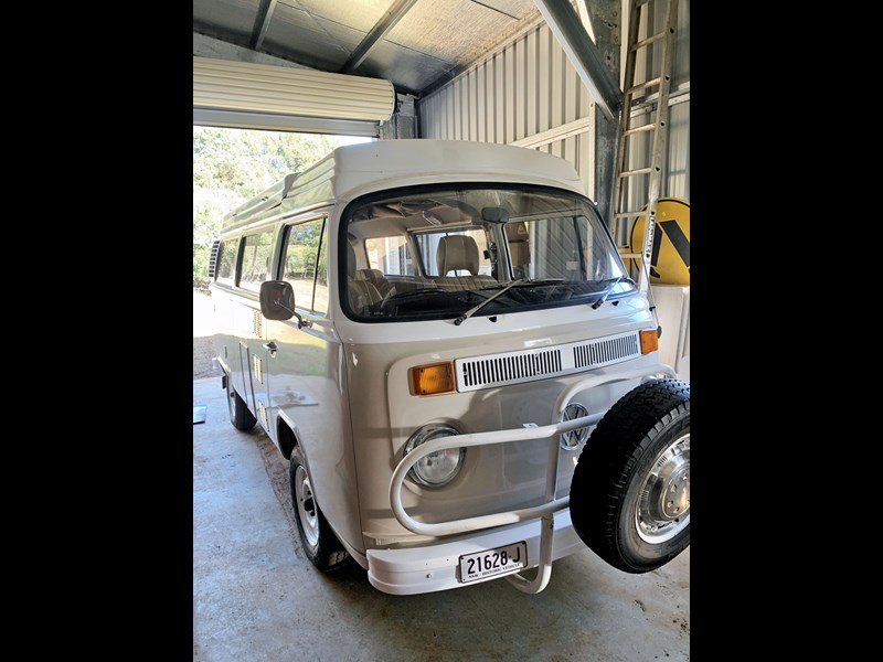 volkswagen kombi 989329 025