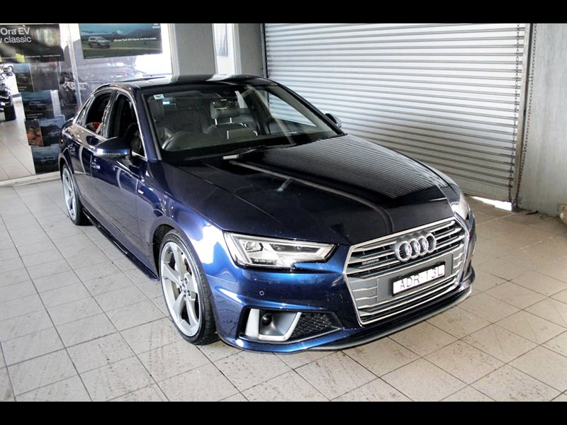 audi a4 987466 003