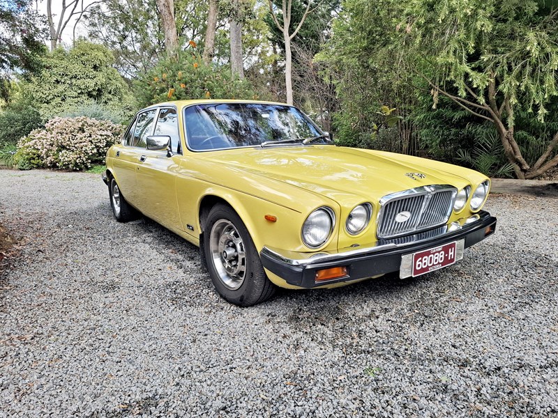 jaguar xj6 990117 001