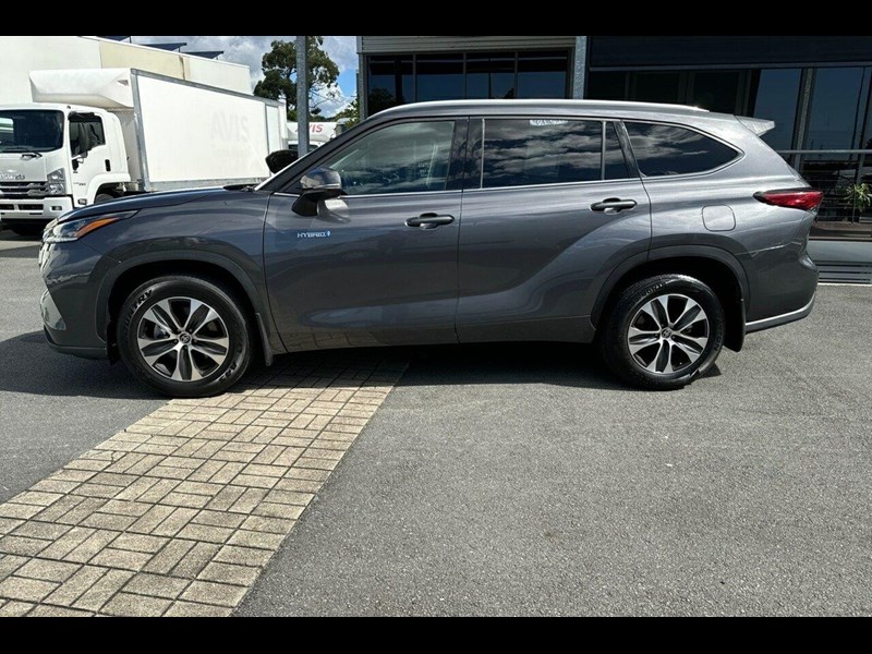 toyota kluger 990966 007