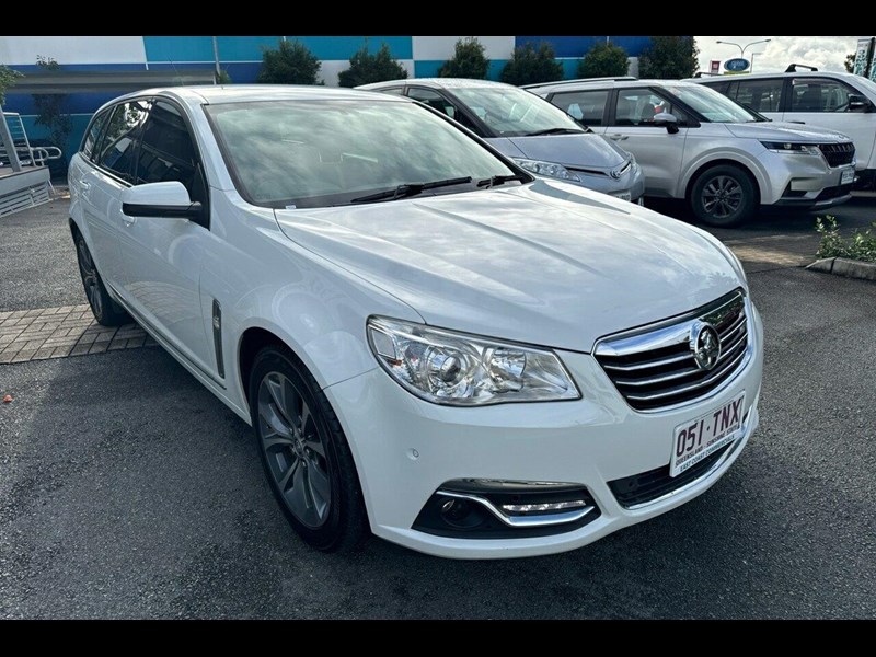 holden calais 990975 001