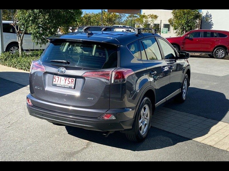 toyota rav4 990999 011