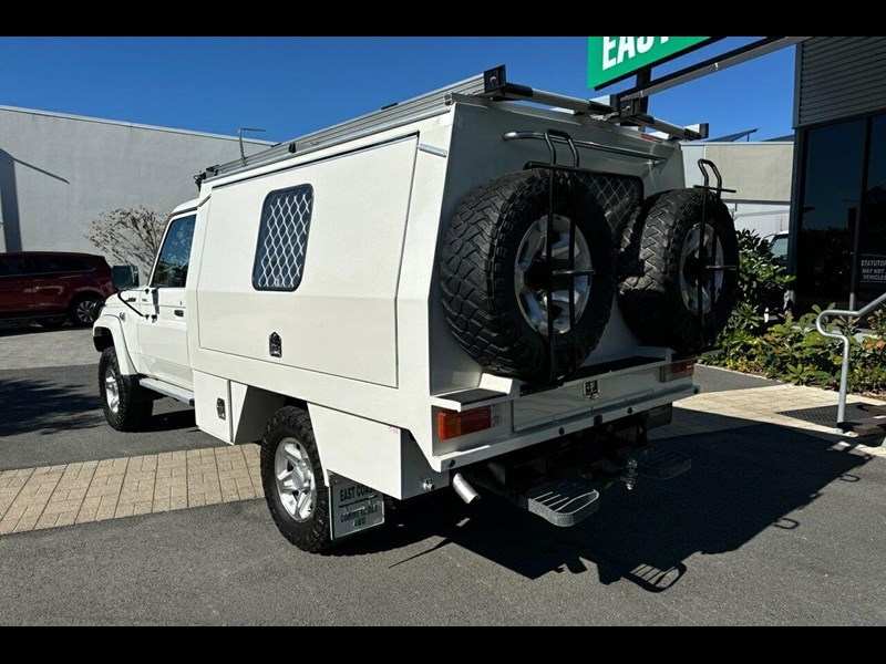 toyota landcruiser 991000 009