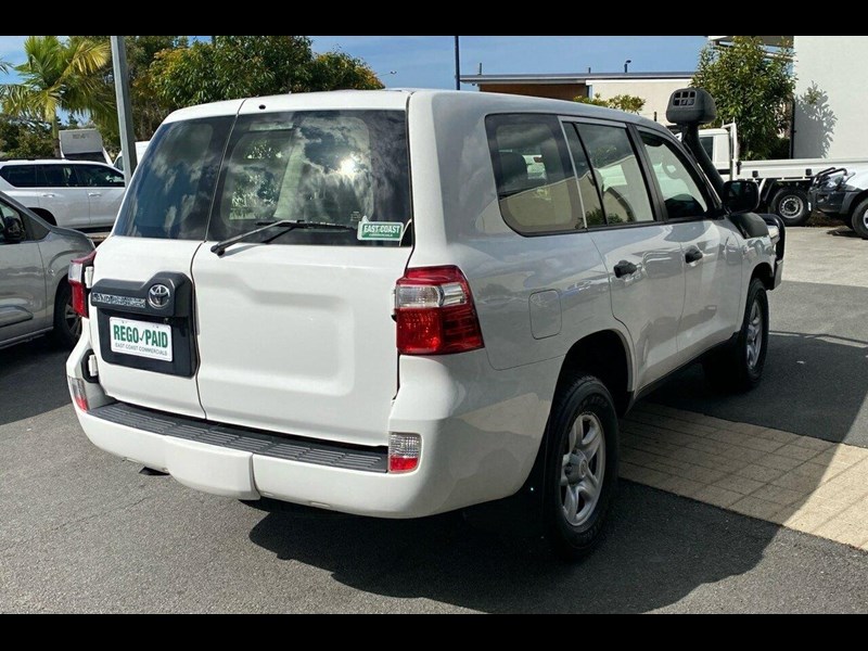 toyota landcruiser 991186 013