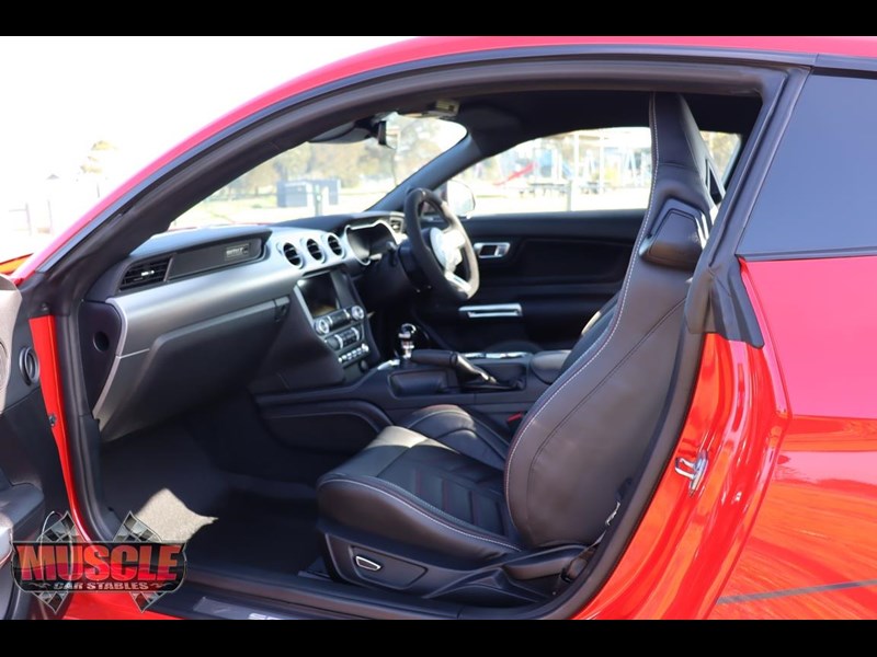 ford mustang 991431 037